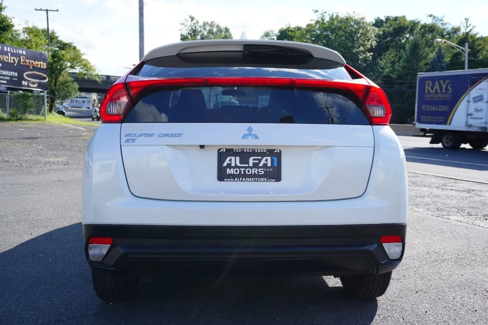 2020 Mitsubishi Eclipse Cross - Image 4 of 20