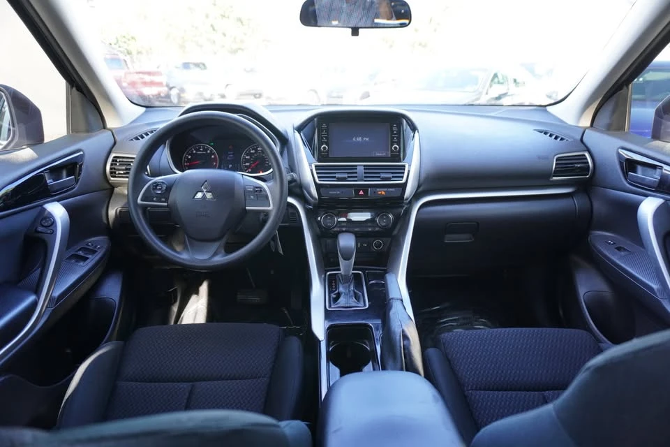 2020 Mitsubishi Eclipse Cross - Image 12 of 20