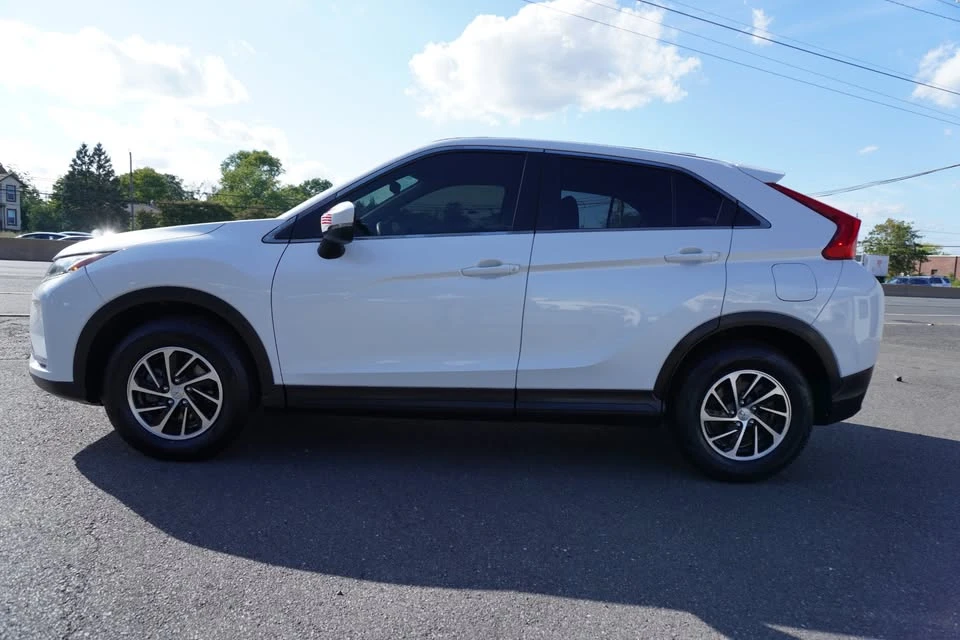2020 Mitsubishi Eclipse Cross - Image 2 of 20
