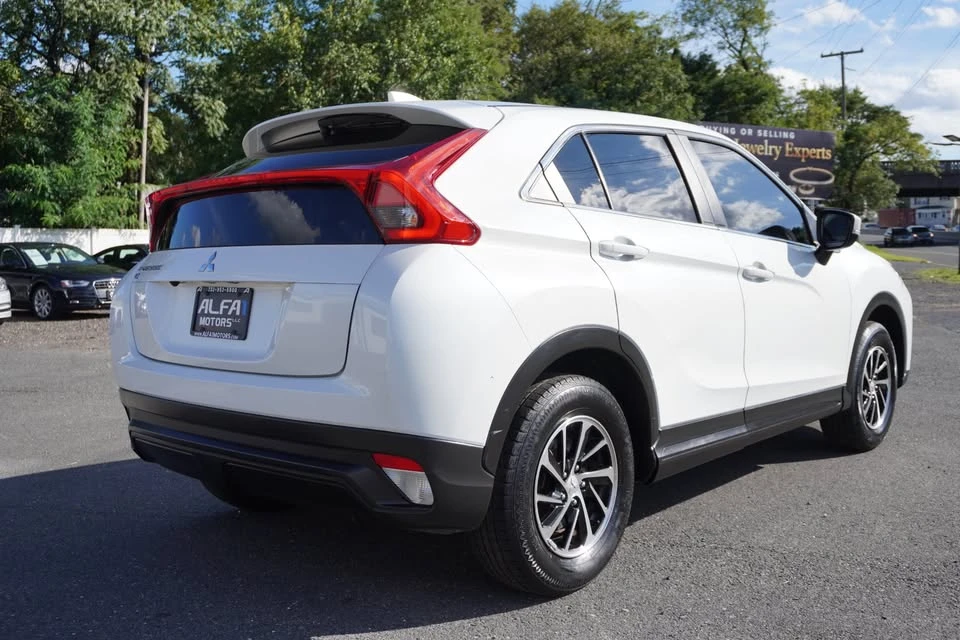 2020 Mitsubishi Eclipse Cross - Image 5 of 20
