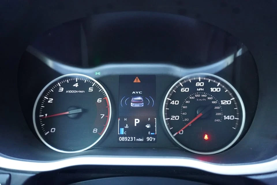 2020 Mitsubishi Eclipse Cross - Image 13 of 20