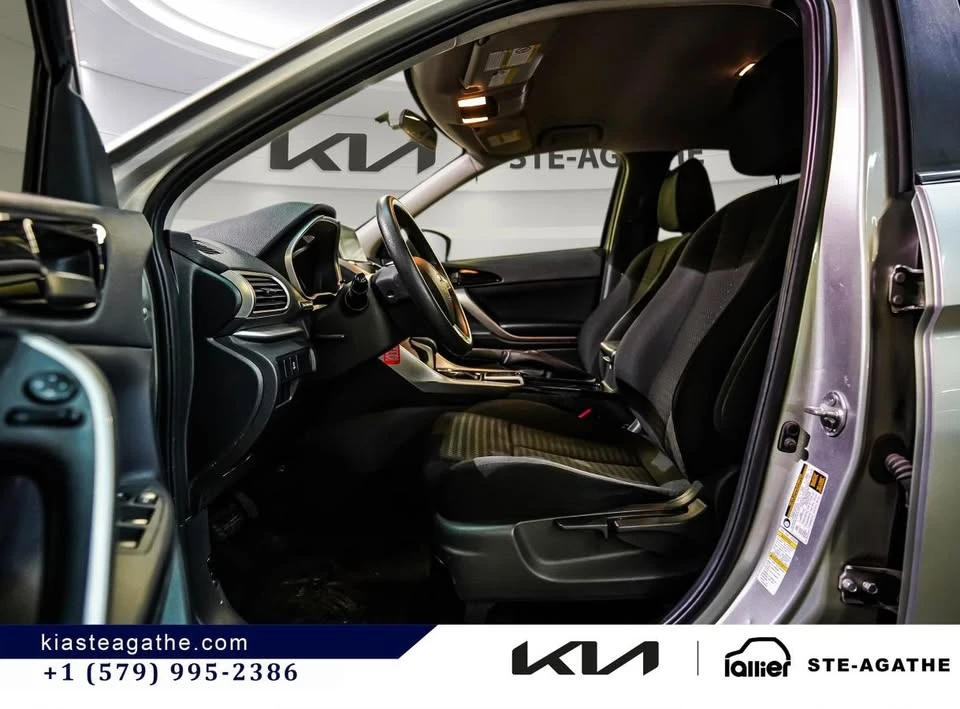 2020 Mitsubishi Eclipse Cross - Image 11 of 20