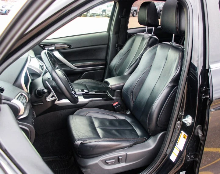 2020 Mitsubishi Eclipse Cross - Image 8 of 9
