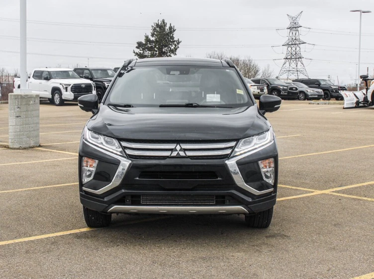 2020 Mitsubishi Eclipse Cross - Image 2 of 9