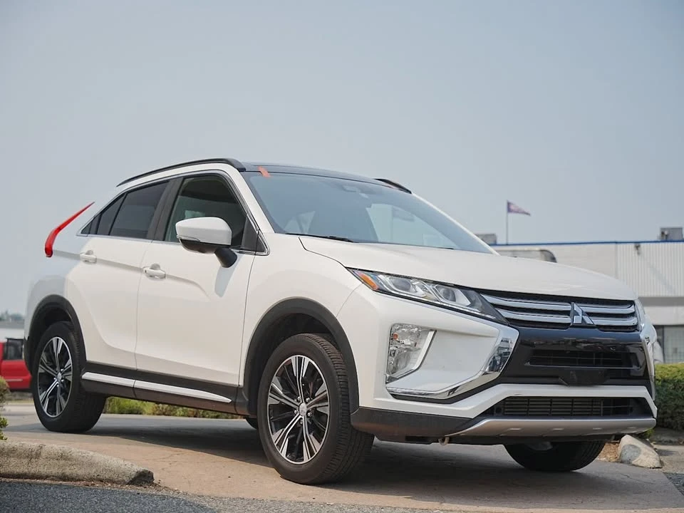 2020 Mitsubishi Eclipse Cross - Image 4 of 20