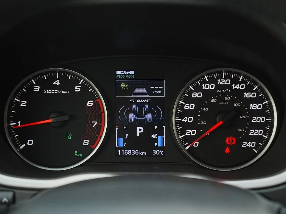 2020 Mitsubishi Eclipse Cross - Image 16 of 20