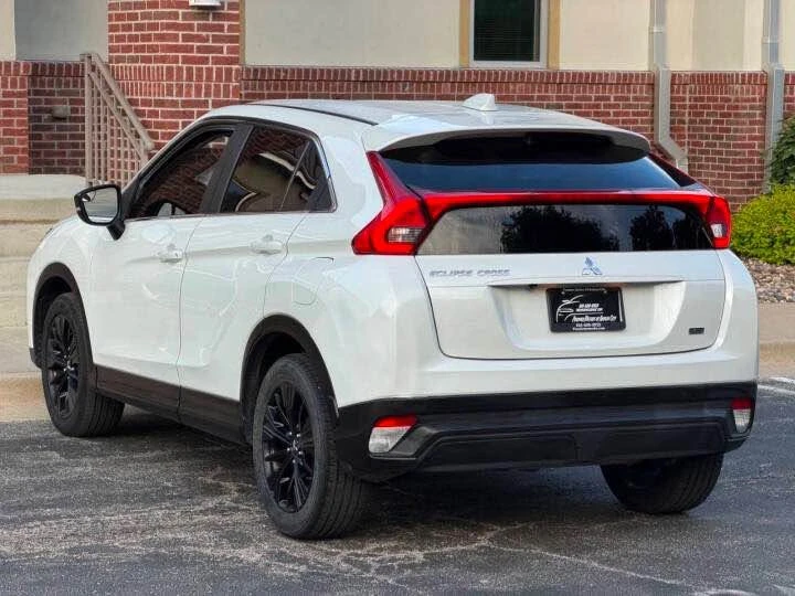 2020 Mitsubishi Eclipse Cross - Image 3 of 19