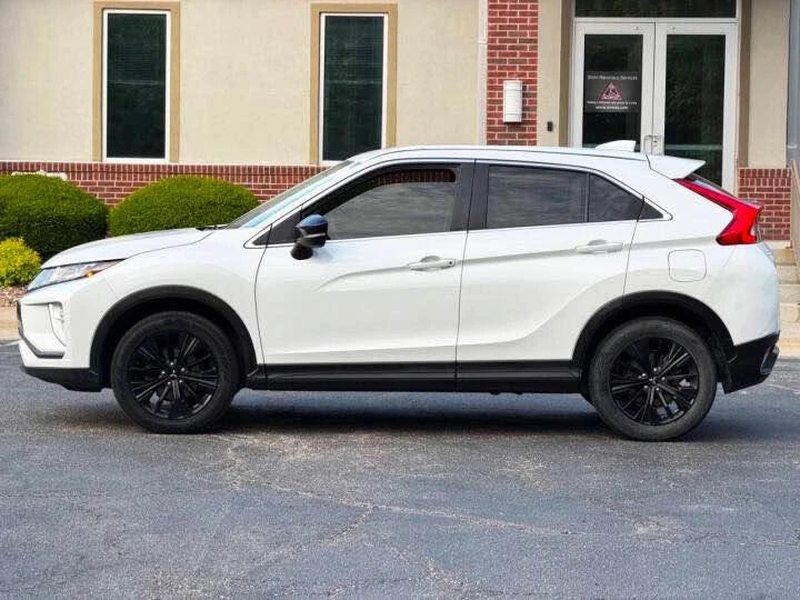 2020 Mitsubishi Eclipse Cross - Image 2 of 19