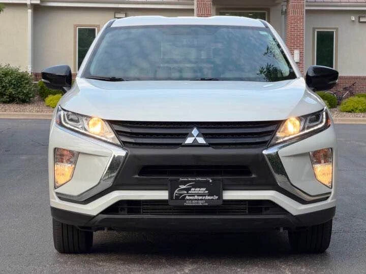 2020 Mitsubishi Eclipse Cross - Image 6 of 19