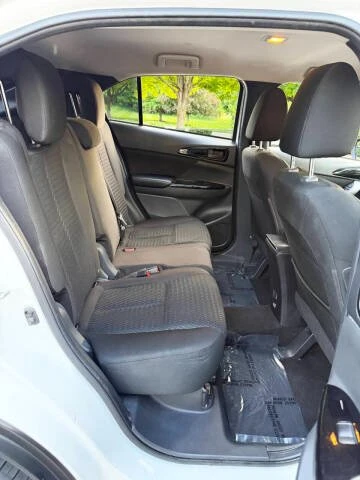2020 Mitsubishi Eclipse Cross - Image 13 of 20