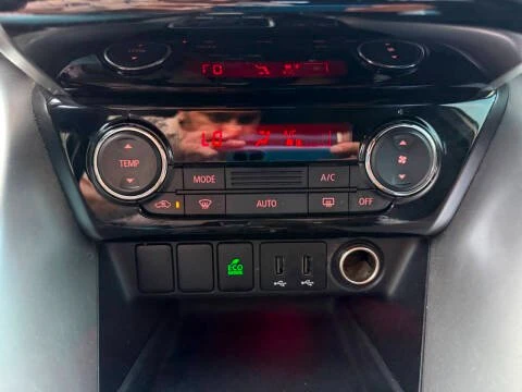 2020 Mitsubishi Eclipse Cross - Image 17 of 20