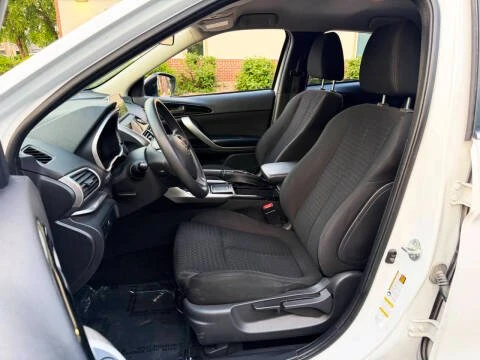 2020 Mitsubishi Eclipse Cross - Image 12 of 20