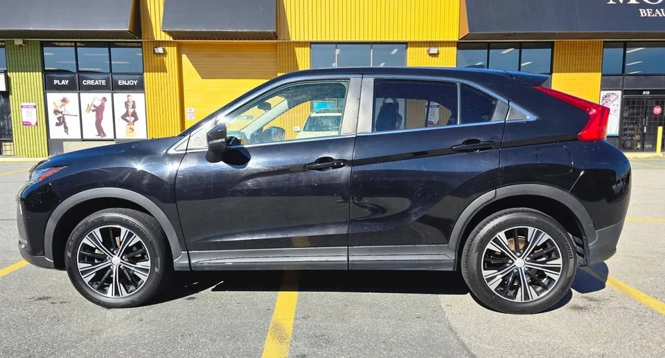 2020 Mitsubishi Eclipse Cross - Image 4 of 18