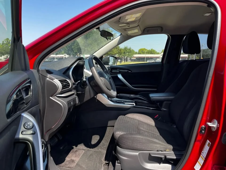 2020 Mitsubishi Eclipse Cross - Image 12 of 20