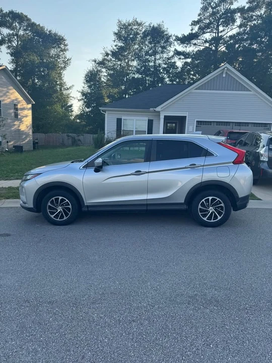 2020 Mitsubishi Eclipse Cross - Image 7 of 20