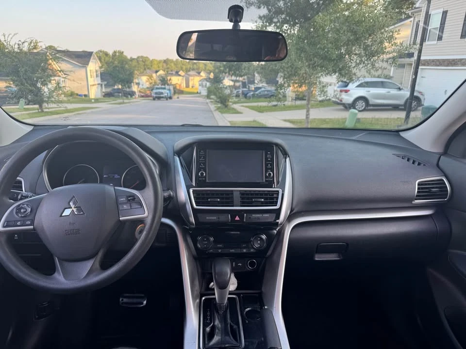2020 Mitsubishi Eclipse Cross - Image 19 of 20