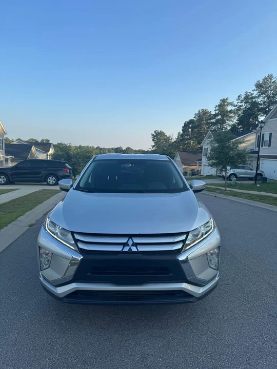 2020 Mitsubishi Eclipse Cross - Image 3 of 20