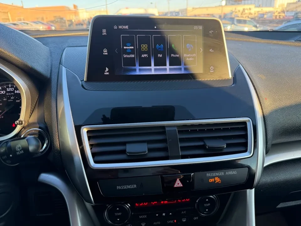 2020 Mitsubishi Eclipse Cross - Image 14 of 18