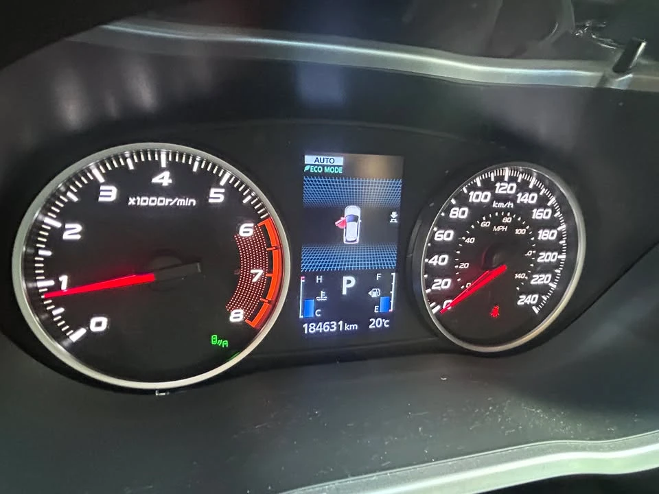 2020 Mitsubishi Eclipse Cross - Image 10 of 20