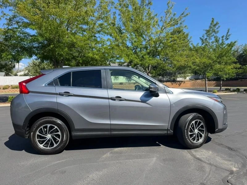 2020 Mitsubishi Eclipse Cross - Image 17 of 20