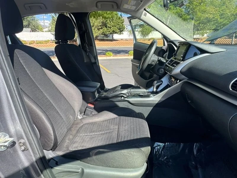 2020 Mitsubishi Eclipse Cross - Image 12 of 20