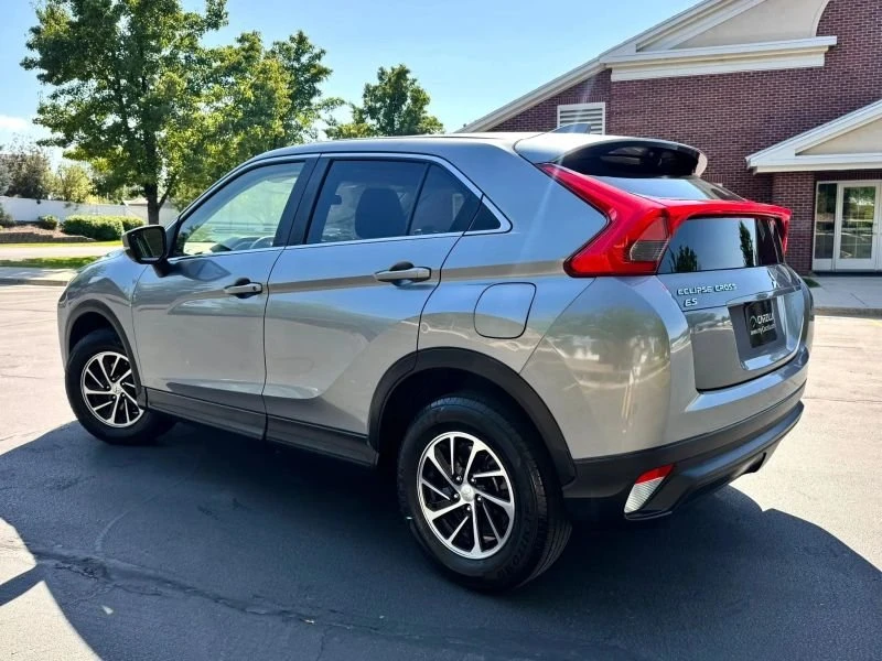 2020 Mitsubishi Eclipse Cross - Image 3 of 20