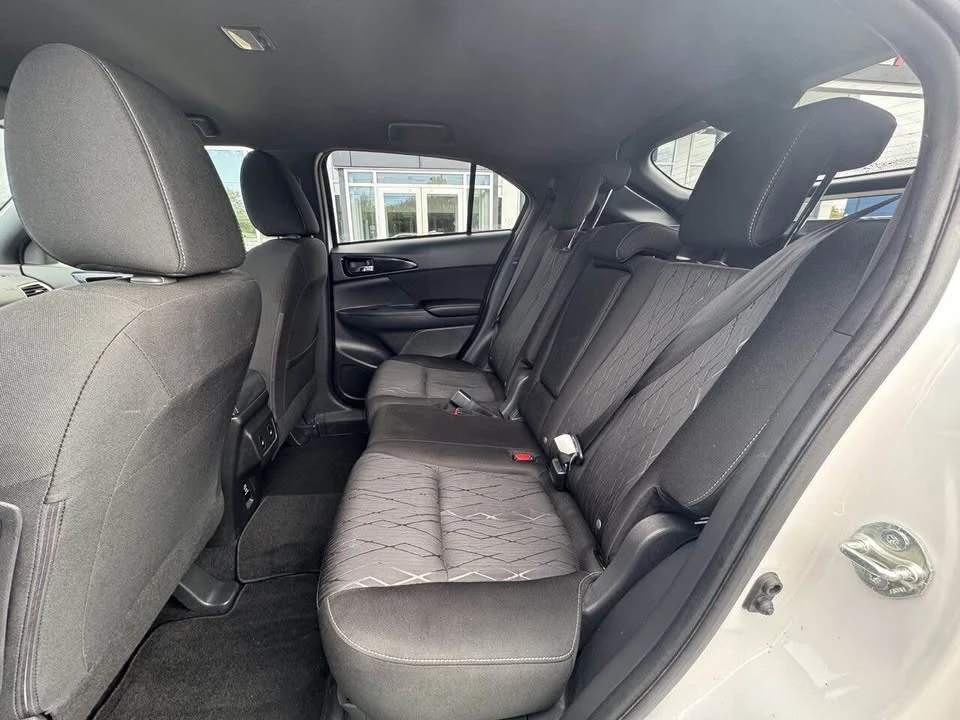 2020 Mitsubishi Eclipse Cross - Image 6 of 13