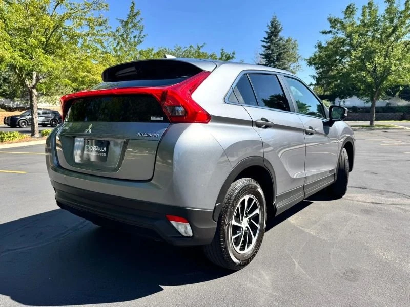 2020 Mitsubishi Eclipse Cross - Image 4 of 20
