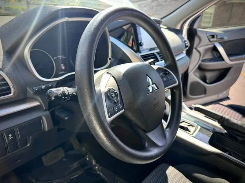 2020 Mitsubishi Eclipse Cross - Image 5 of 20