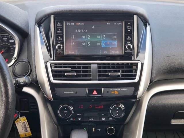 2020 Mitsubishi Eclipse Cross - Image 17 of 20