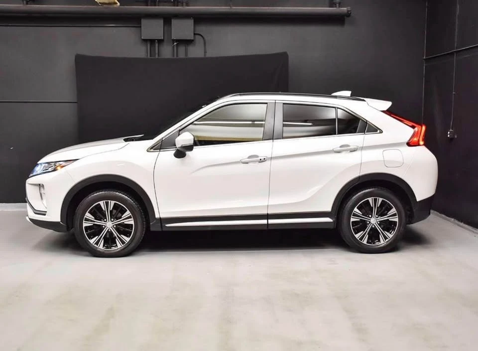 2020 Mitsubishi Eclipse Cross - Image 2 of 18