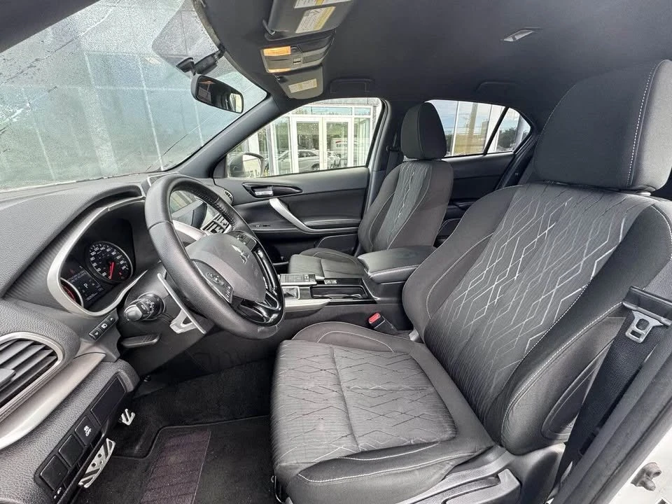 2020 Mitsubishi Eclipse Cross - Image 5 of 13