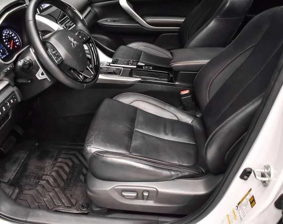 2020 Mitsubishi Eclipse Cross - Image 8 of 18