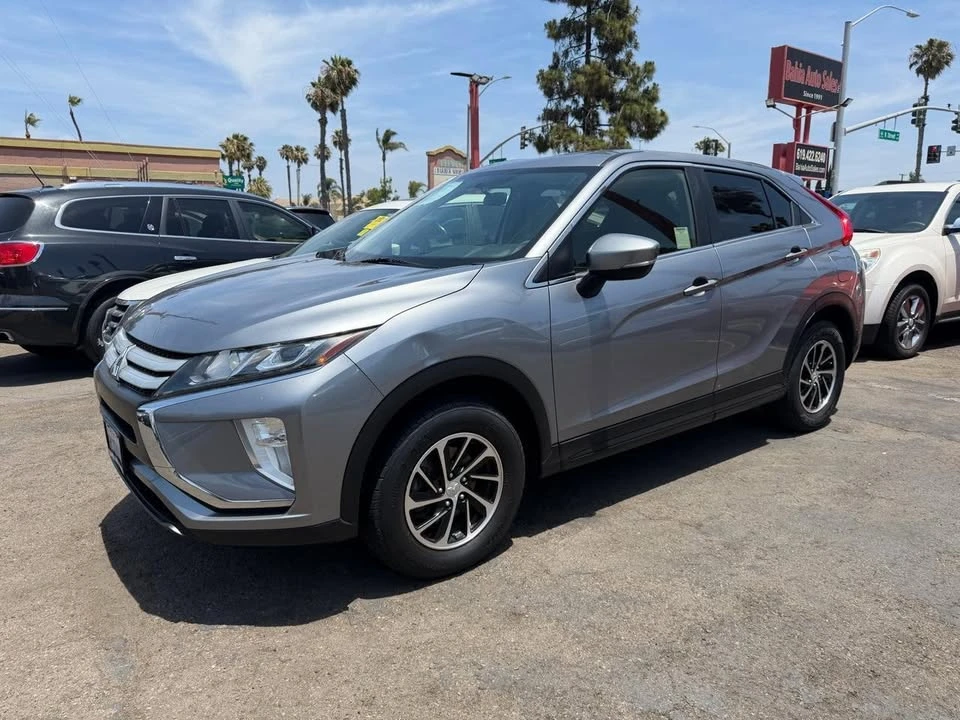 2020 Mitsubishi Eclipse Cross - Image 3 of 16