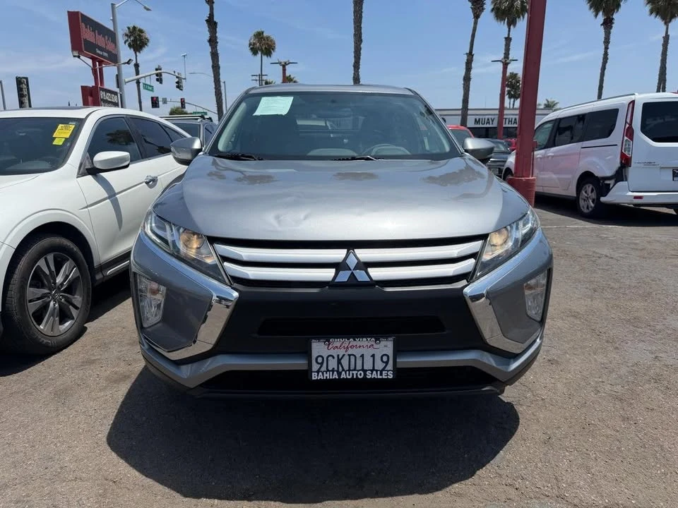 2020 Mitsubishi Eclipse Cross - Image 2 of 16