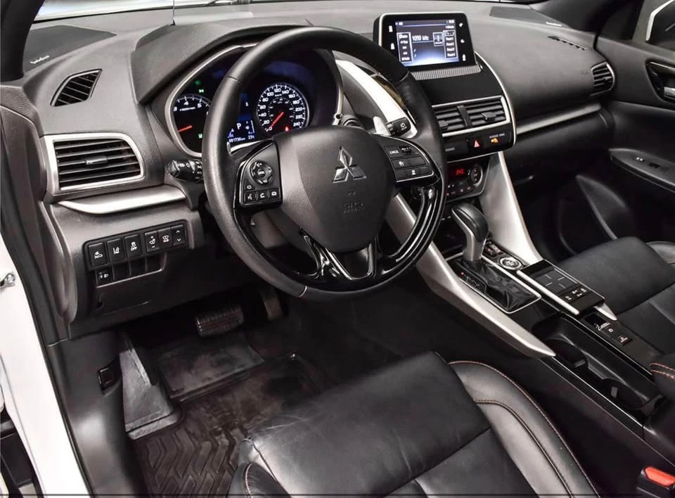 2020 Mitsubishi Eclipse Cross - Image 7 of 18
