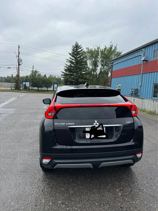 2020 Mitsubishi Eclipse Cross - Image 4 of 9