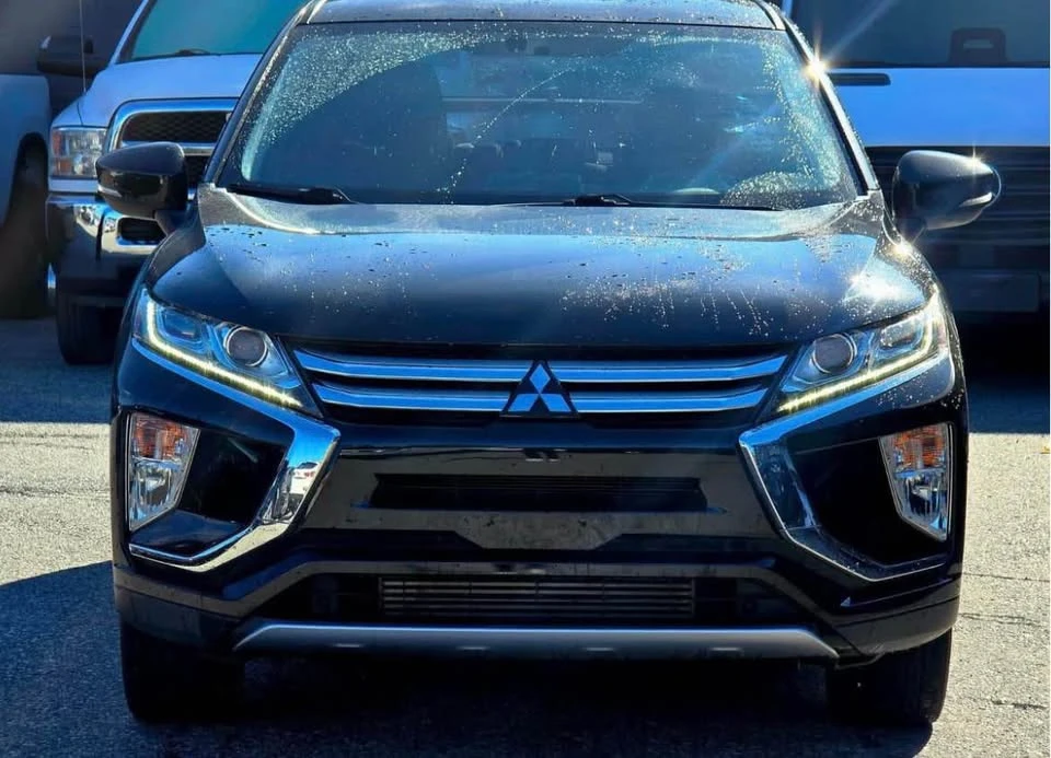2020 Mitsubishi Eclipse Cross - Image 3 of 18