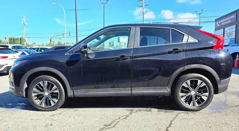 2020 Mitsubishi Eclipse Cross - Image 3 of 18