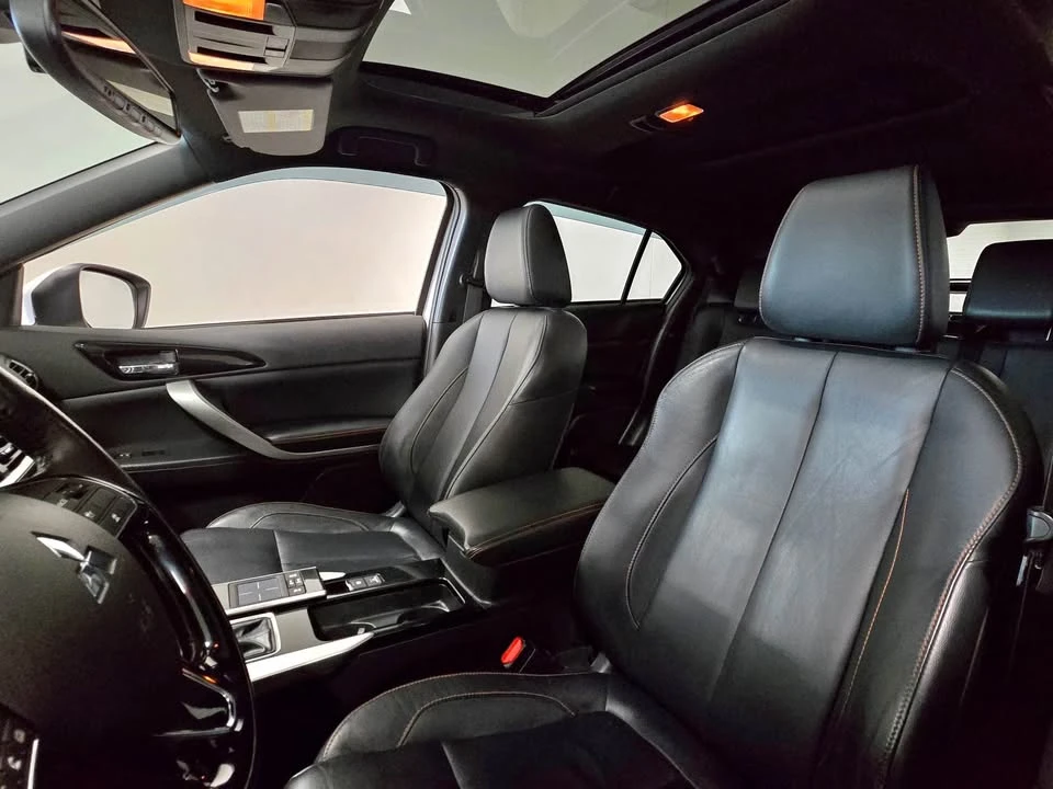 2020 Mitsubishi Eclipse Cross - Image 5 of 11