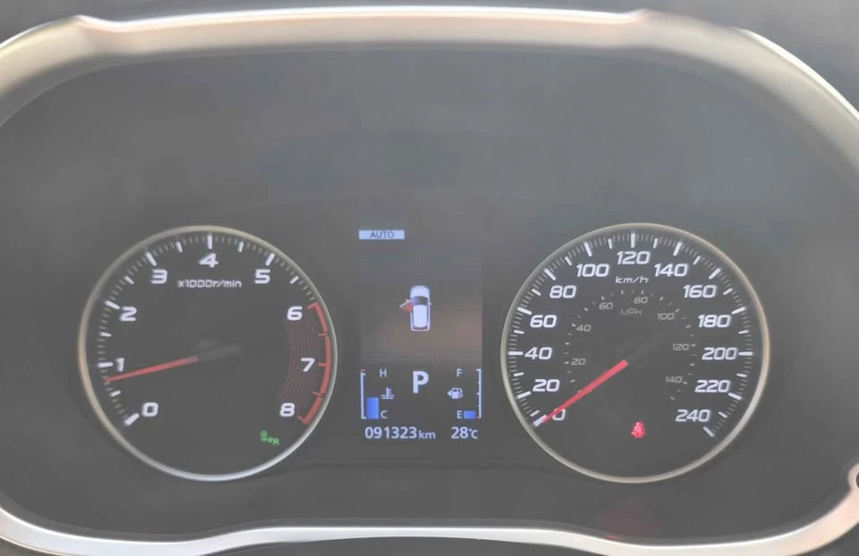 2020 Mitsubishi Eclipse Cross - Image 6 of 11