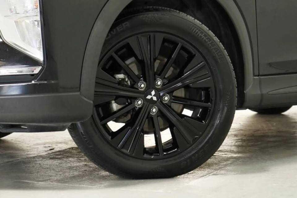 2020 Mitsubishi Eclipse Cross - Image 3 of 20