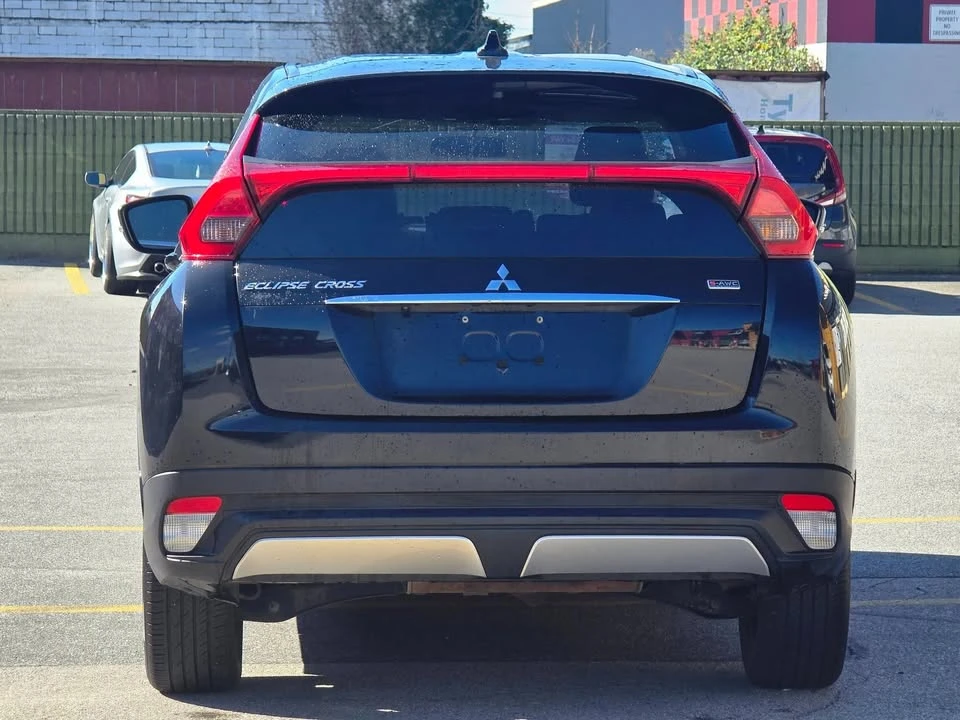 2020 Mitsubishi Eclipse Cross - Image 4 of 18