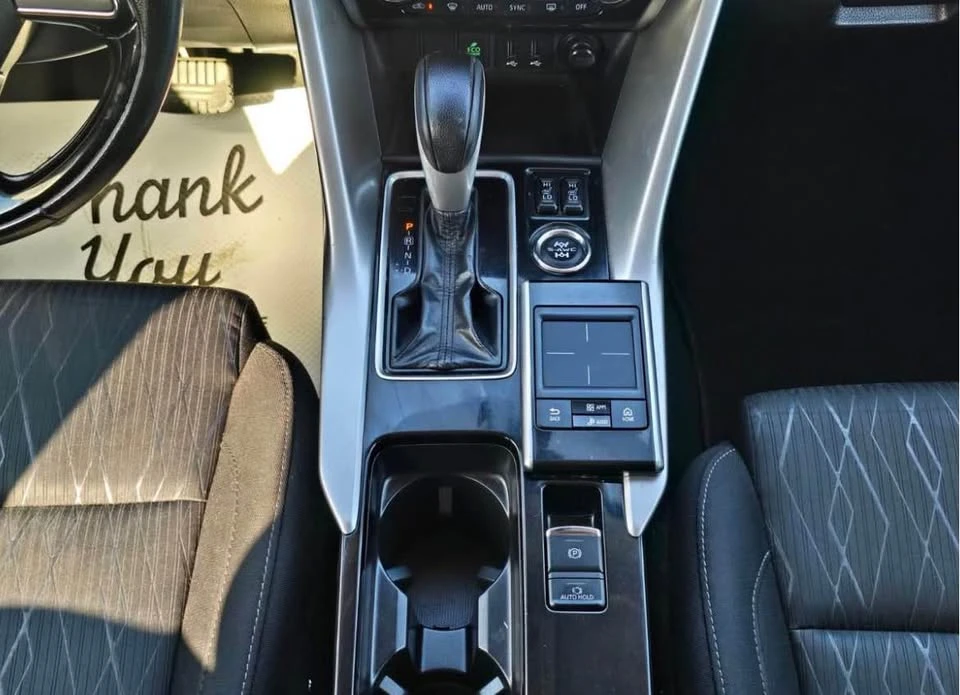 2020 Mitsubishi Eclipse Cross - Image 16 of 18
