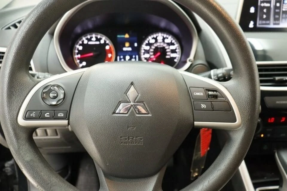 2020 Mitsubishi Eclipse Cross - Image 10 of 20