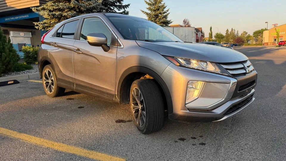2020 Mitsubishi Eclipse Cross - Image 8 of 20