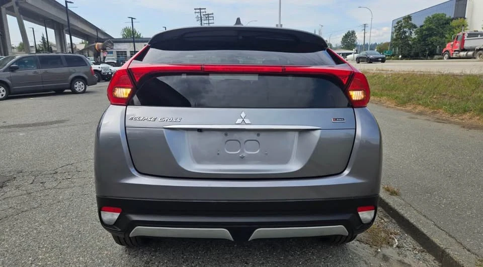 2020 Mitsubishi Eclipse Cross - Image 6 of 14