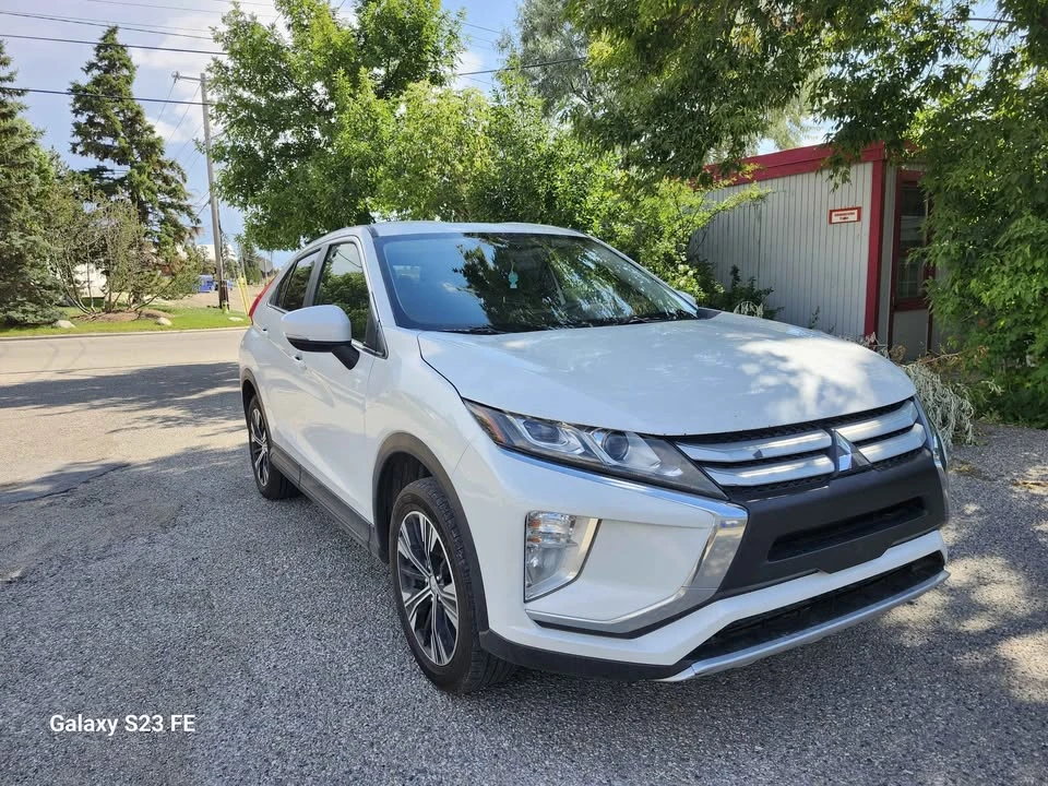 2020 Mitsubishi Eclipse Cross - Image 2 of 13