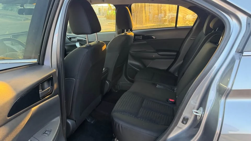 2020 Mitsubishi Eclipse Cross - Image 18 of 20
