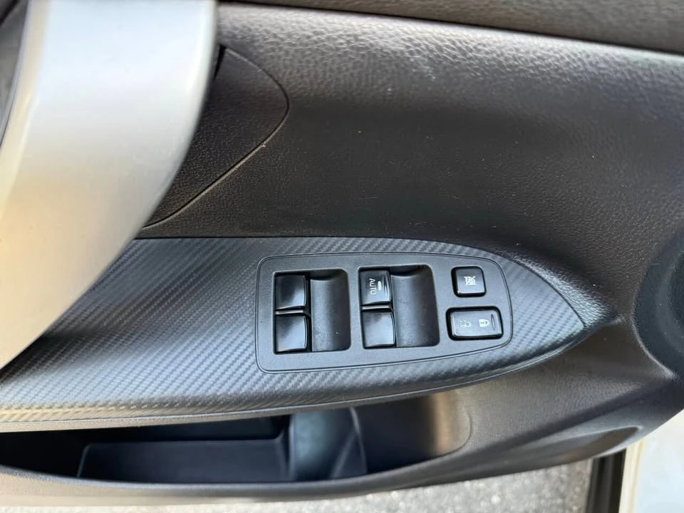 2020 Mitsubishi Eclipse Cross - Image 16 of 19